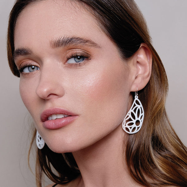 Flora Puffed Earrings